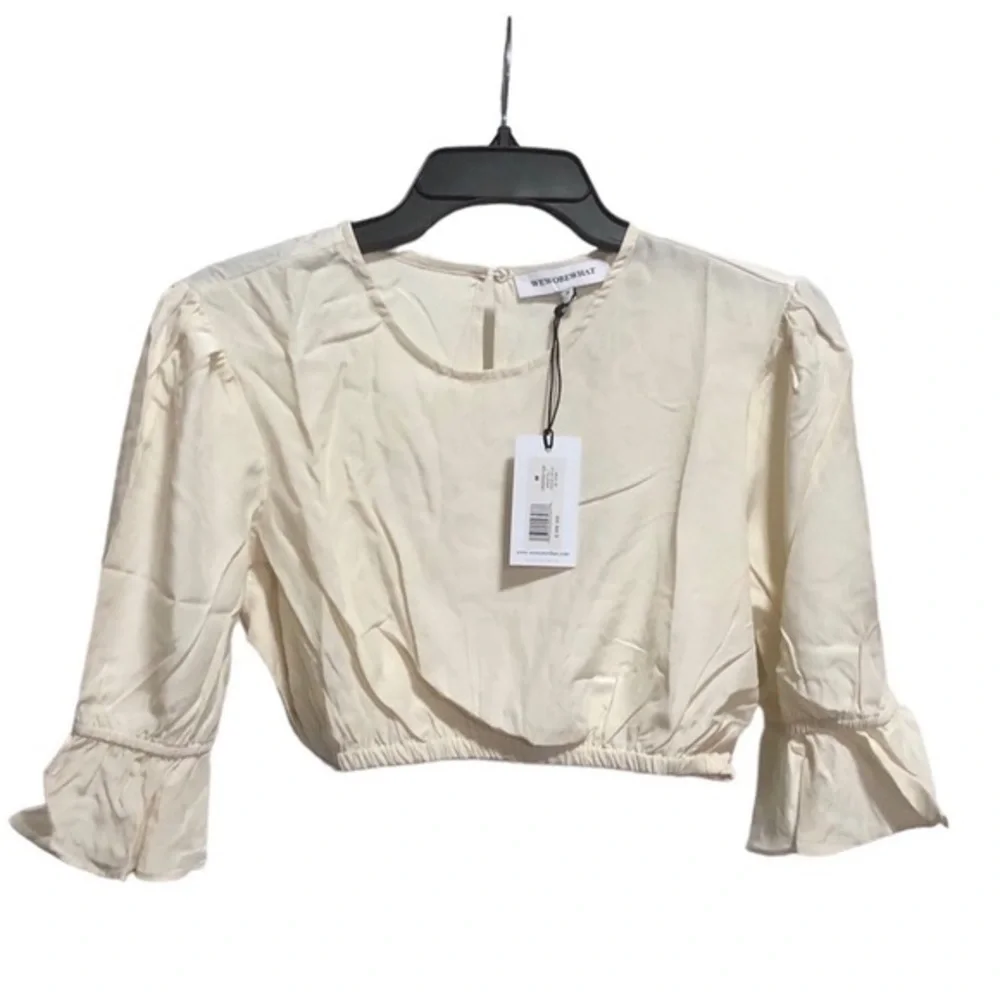 Ivory Ruffle Sleeve Crop Top - Picture 6 of 12